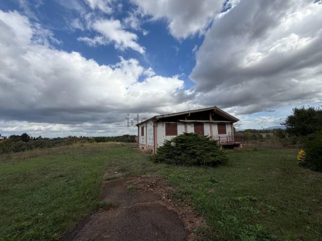 Villetta indipendente in vendita di 160 m² in Via Nazareno Strampelli