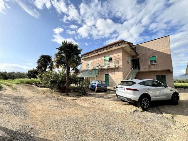 Villetta indipendente in vendita di 160 m² in Via Napoli, 5