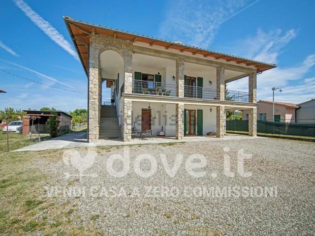 Villetta indipendente in vendita di 160 m² in Via Nuova, 23