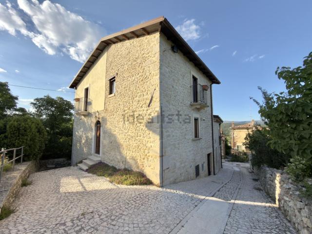 Villetta indipendente in vendita di 160 m² in Via San Pietro, 4