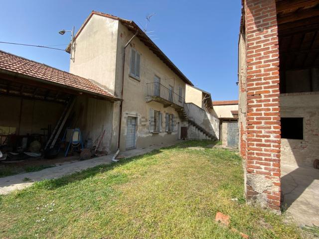 Villetta indipendente in vendita di 160 m² in Via Sant&apos Ambrogio