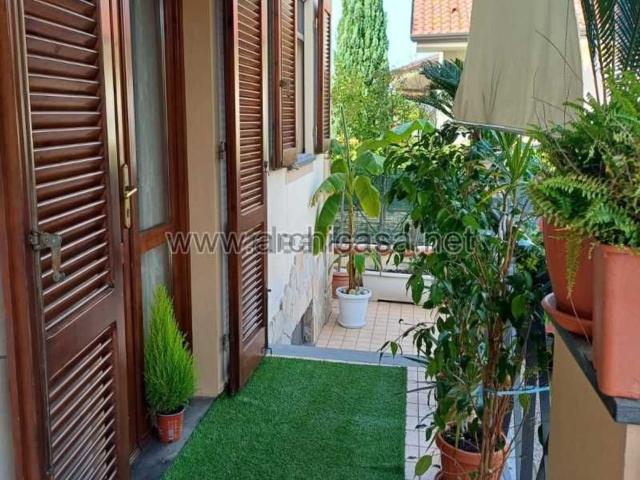 Villetta indipendente in vendita di 160 m² in Via Sarzanese