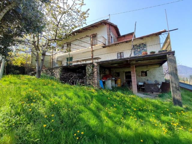 Villetta indipendente in vendita di 160 m² in Via sasia