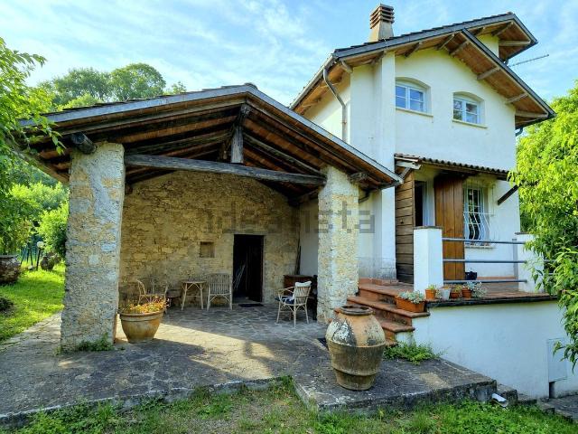 Villetta indipendente in vendita di 160 m² in Via Stabella, 4