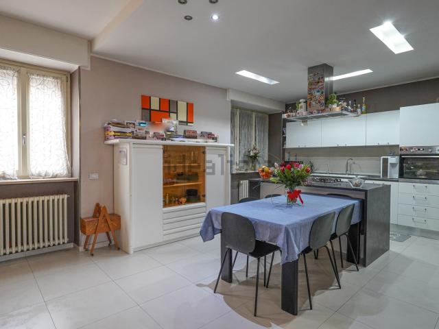 Villetta indipendente in vendita di 160 m² in Via Papa Giovanni XXIII, 238