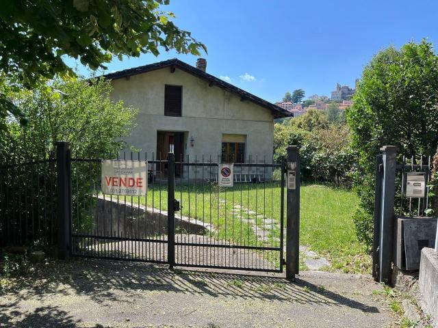 Villetta indipendente in vendita di 160 m² in Via per Como, 48