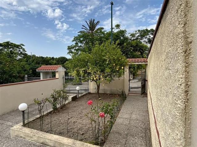 Villetta indipendente in vendita di 160 m² in Via Pietro Nenni