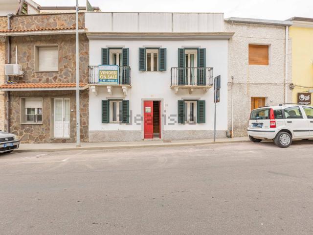 Villetta indipendente in vendita di 160 m² in Via Roma, 69