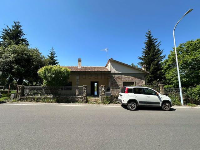 Villetta indipendente in vendita di 160 m² in Via Roma, 180