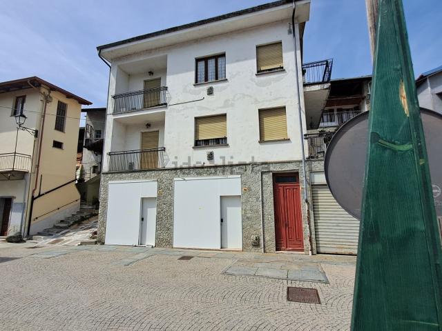 Villetta indipendente in vendita di 160 m² in Via Roma, 32