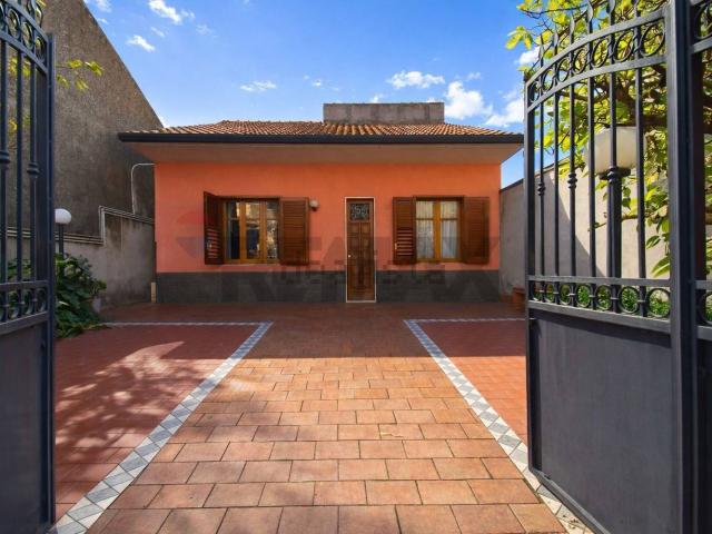 Villetta indipendente in vendita di 160 m² in Via Umberto, 189