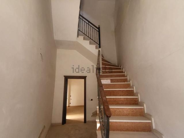 Villetta indipendente in vendita di 160 m² in Via Vittorio Alfieri