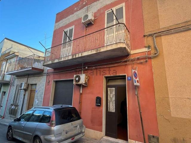 Villetta indipendente in vendita di 160 m² in Via Vittorio Veneto, 18