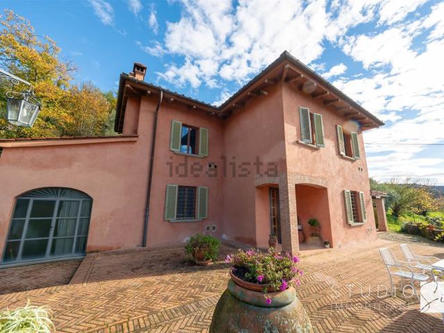 Villetta indipendente in vendita di 160 m² in Via Villa di Piteccio