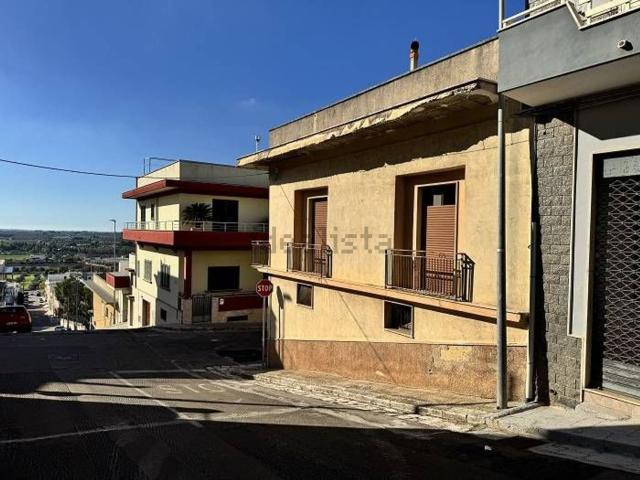 Villetta indipendente in vendita di 160 m² in Via Zara, 107