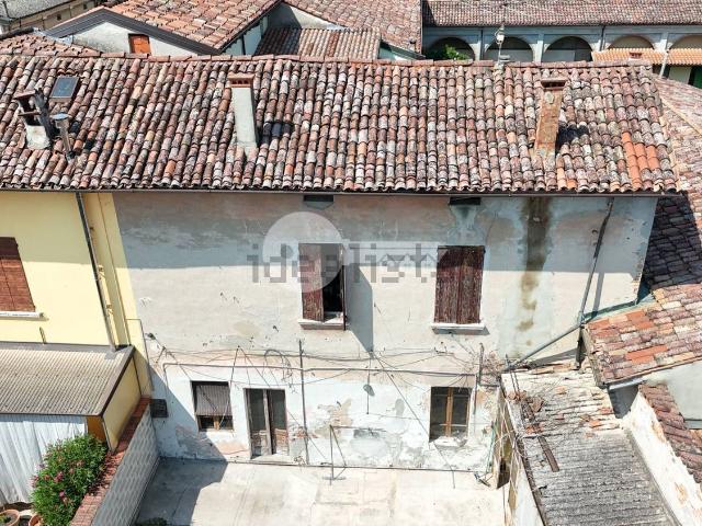 Villetta indipendente in vendita di 160 m² in Vicolo Fontana, 13