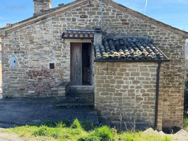 Villetta indipendente in vendita di 160 m² in Contrada Cenanti, 3