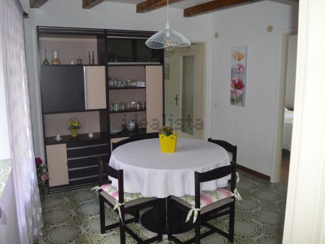 Villetta indipendente in vendita di 160 m² in Località Grondone Chiesa