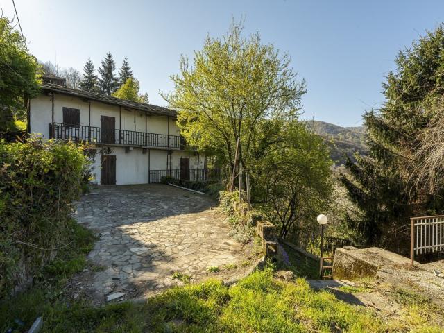 Villetta indipendente in vendita di 161 m² in Via Colombaro, 8