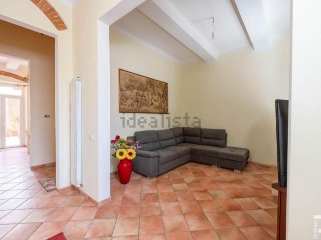 Villetta indipendente in vendita di 162 m² in Via Machiavelli