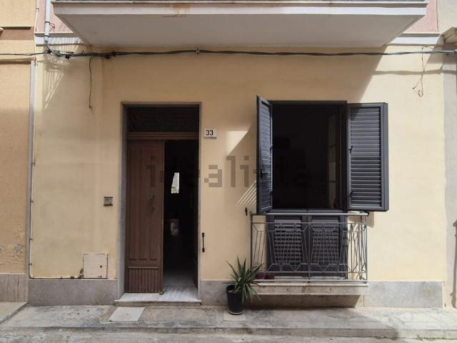 Villetta indipendente in vendita di 162 m² in Via Sardegna