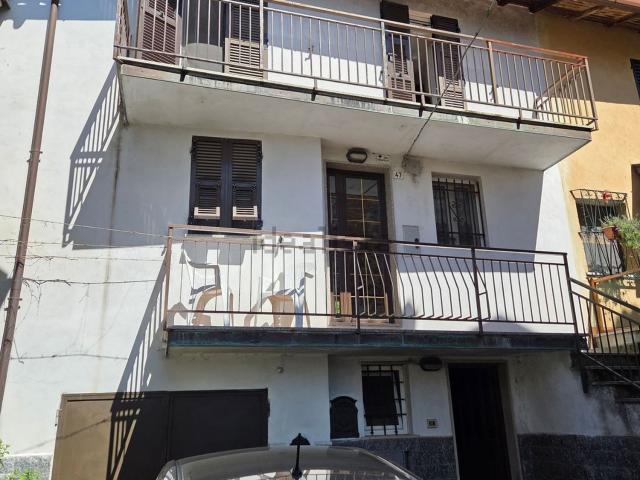 Villetta indipendente in vendita di 162 m² in Via Villa Superiore, 47
