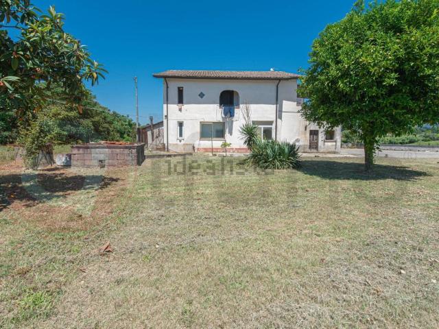 Villetta indipendente in vendita di 162 m² in Contrada Melfi di sopra, 84