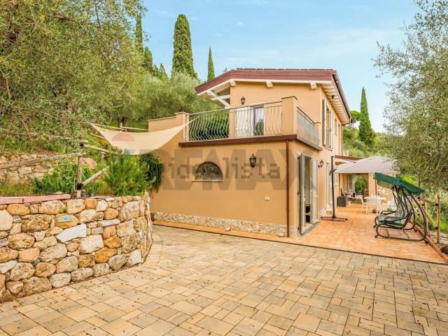 Villetta indipendente in vendita di 163 m²