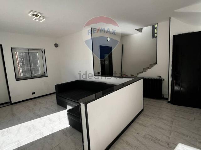 Villetta indipendente in vendita di 163 m² in Via Camillo Cavour, 4
