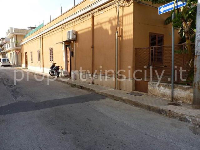 Villetta indipendente in vendita di 163 m² in Via delle Viole, 2