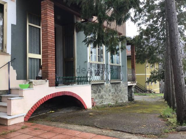 Villetta indipendente in vendita di 163 m² in Via Leopoldo, 668