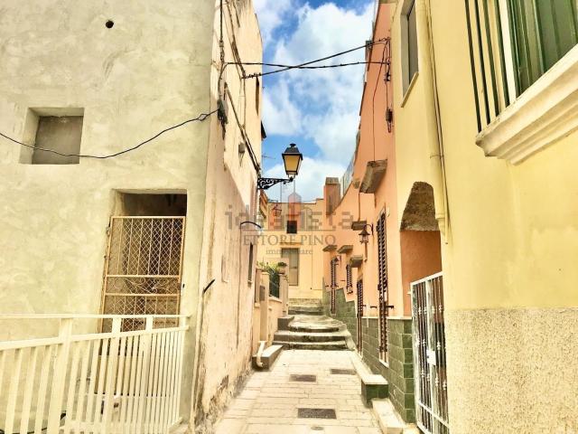 Villetta indipendente in vendita di 163 m² in Vico Mottura