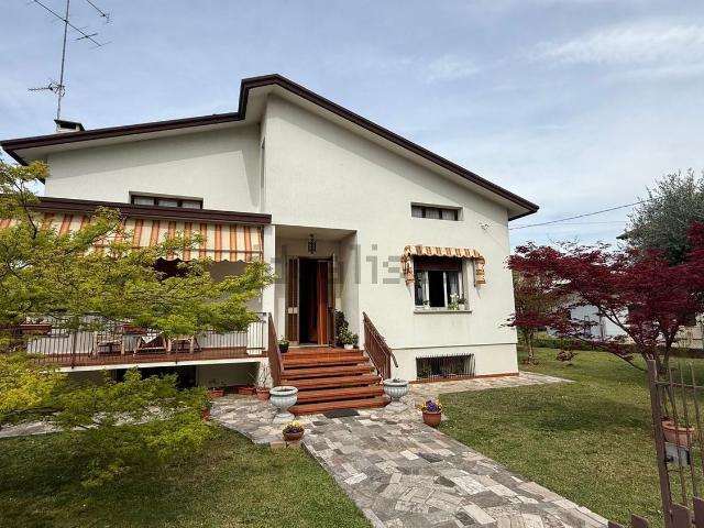 Villetta indipendente in vendita di 164 m²