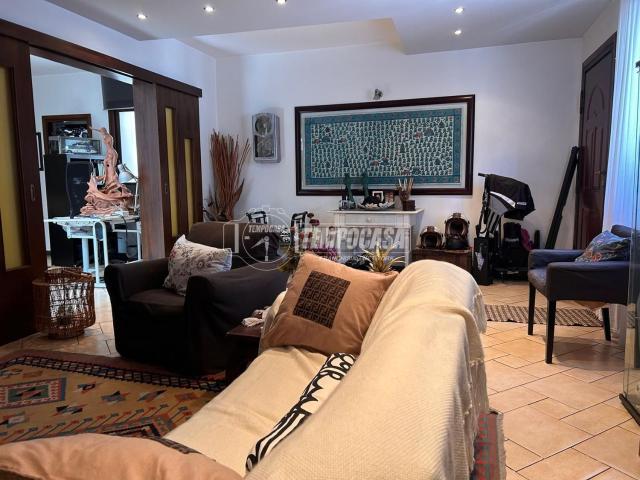 Villetta indipendente in vendita di 164 m² in Via Nicola Porpora