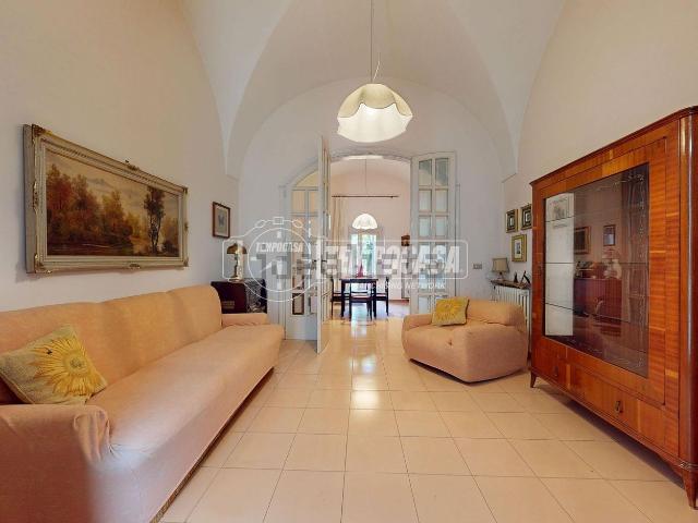 Villetta indipendente in vendita di 164 m² in Via San Francesco D&apos Assisi