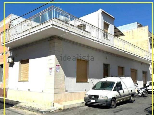 Villetta indipendente in vendita di 164 m² in Via Piave, 198