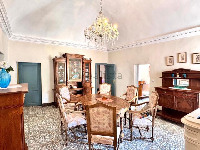 Villetta indipendente in vendita di 165 m² in Via Carmelo