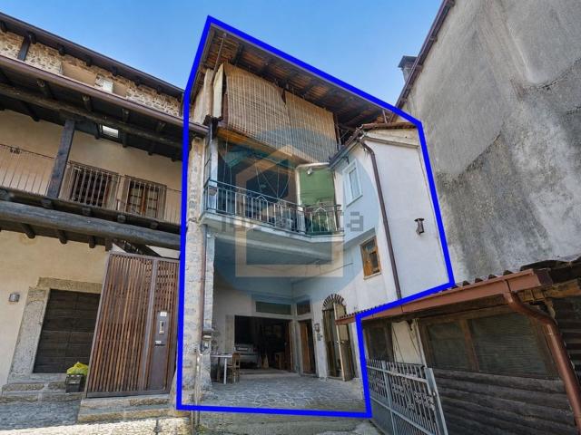 Villetta indipendente in vendita di 165 m² in Via Castello