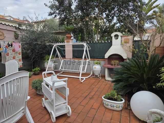 Villetta indipendente in vendita di 165 m² in Via A. Vespucci, 5
