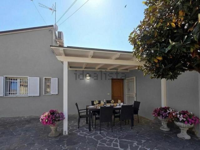 Villetta indipendente in vendita di 165 m² in Via Gioacchino Rossini, 11