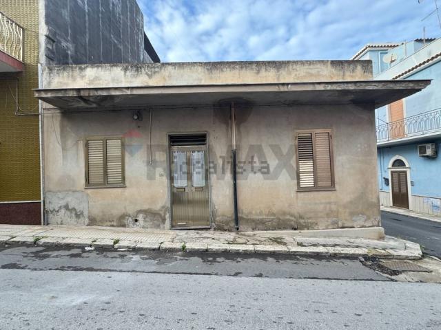 Villetta indipendente in vendita di 165 m² in Via Diego Arangio, 62