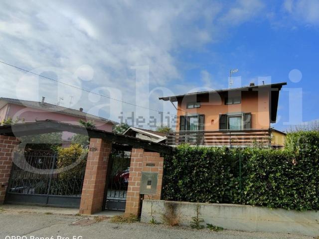 Villetta indipendente in vendita di 165 m² in Via Imer Zona, 129