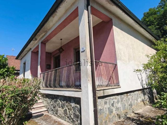 Villetta indipendente in vendita di 165 m² in Via Orti