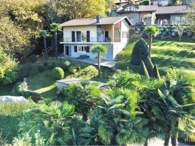 Villetta indipendente in vendita di 165 m² in Via Motto