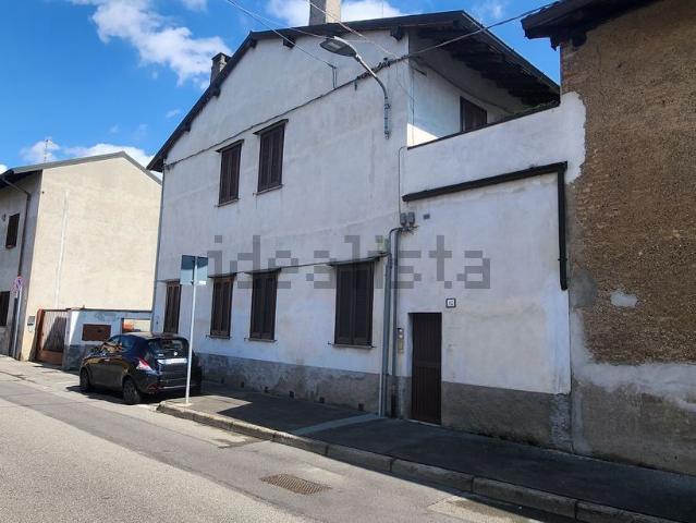 Villetta indipendente in vendita di 165 m² in Via Montello, 10
