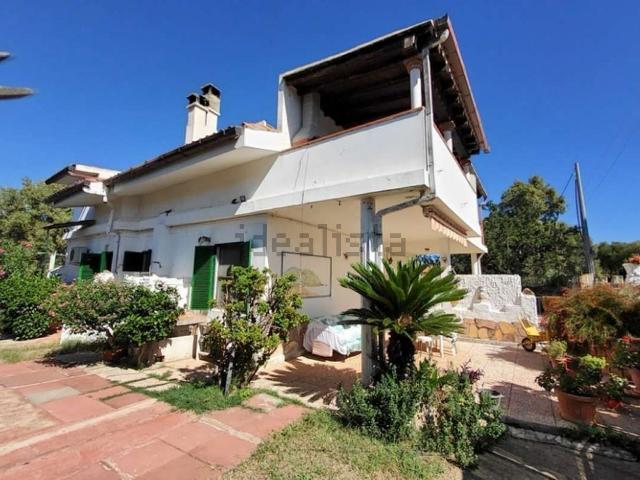 Villetta indipendente in vendita di 165 m² in Via Sa Spregargia