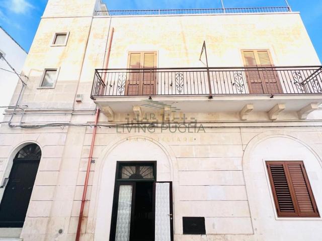 Villetta indipendente in vendita di 165 m² in Via Pola