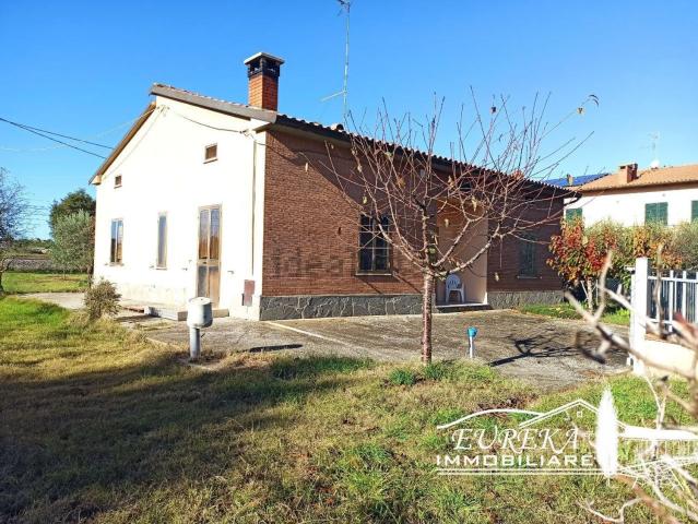 Villetta indipendente in vendita di 165 m² in Via Piemonte