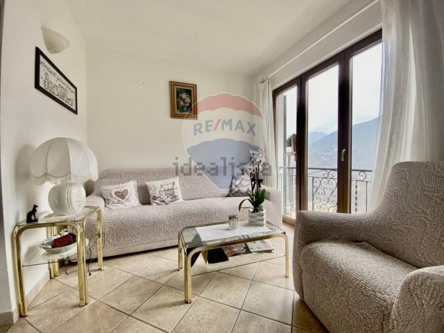Villetta indipendente in vendita di 165 m² in Via Roma, 59