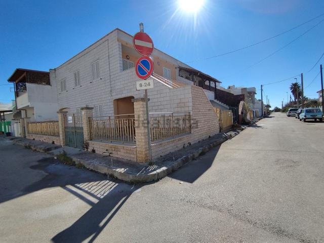 Villetta indipendente in vendita di 165 m² in Via Ricci, 78